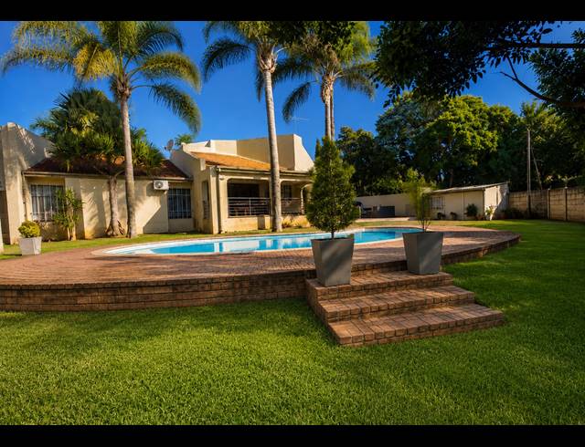 4 BEDROOM HOUSE FOR SALE IN BENDOR